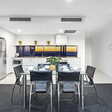 Kids Stay Free In Hinterland View 1 Bedroom Spa Apartment At Circle On Cavill - Q Stay Gold Coast Extérieur photo